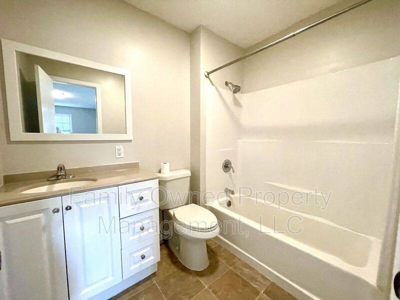 House for rent at 214 New Grade Rd, Moncks Corner, SC 29461