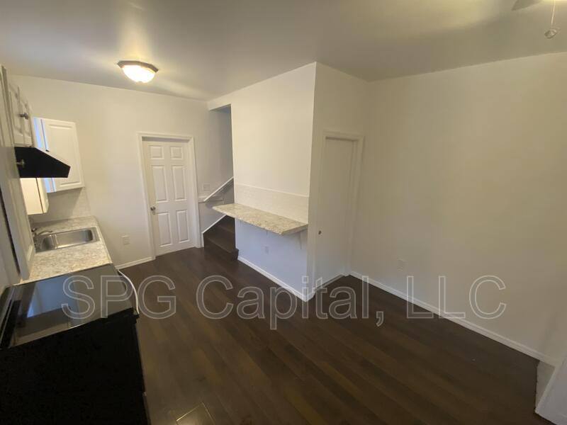 House for rent at 266 S 2nd St, Harrisburg, PA 17113