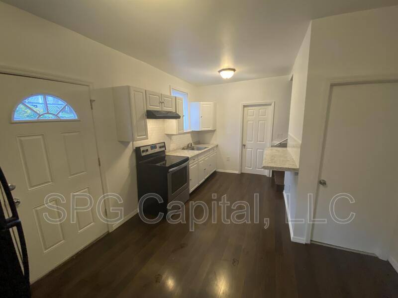 House for rent at 266 S 2nd St, Harrisburg, PA 17113