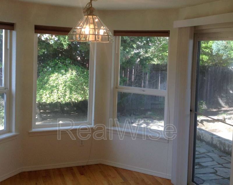 House for rent at 804 Corey, Phoenix, OR 97535