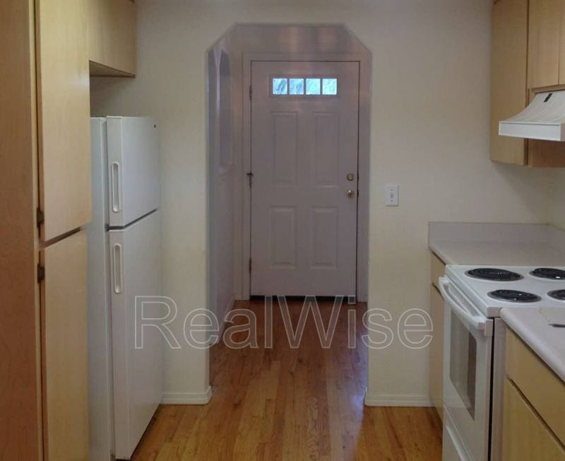 House for rent at 804 Corey, Phoenix, OR 97535