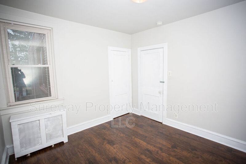 Apartment for rent at 1034 B Collings Ave, Oaklyn, NJ 08107