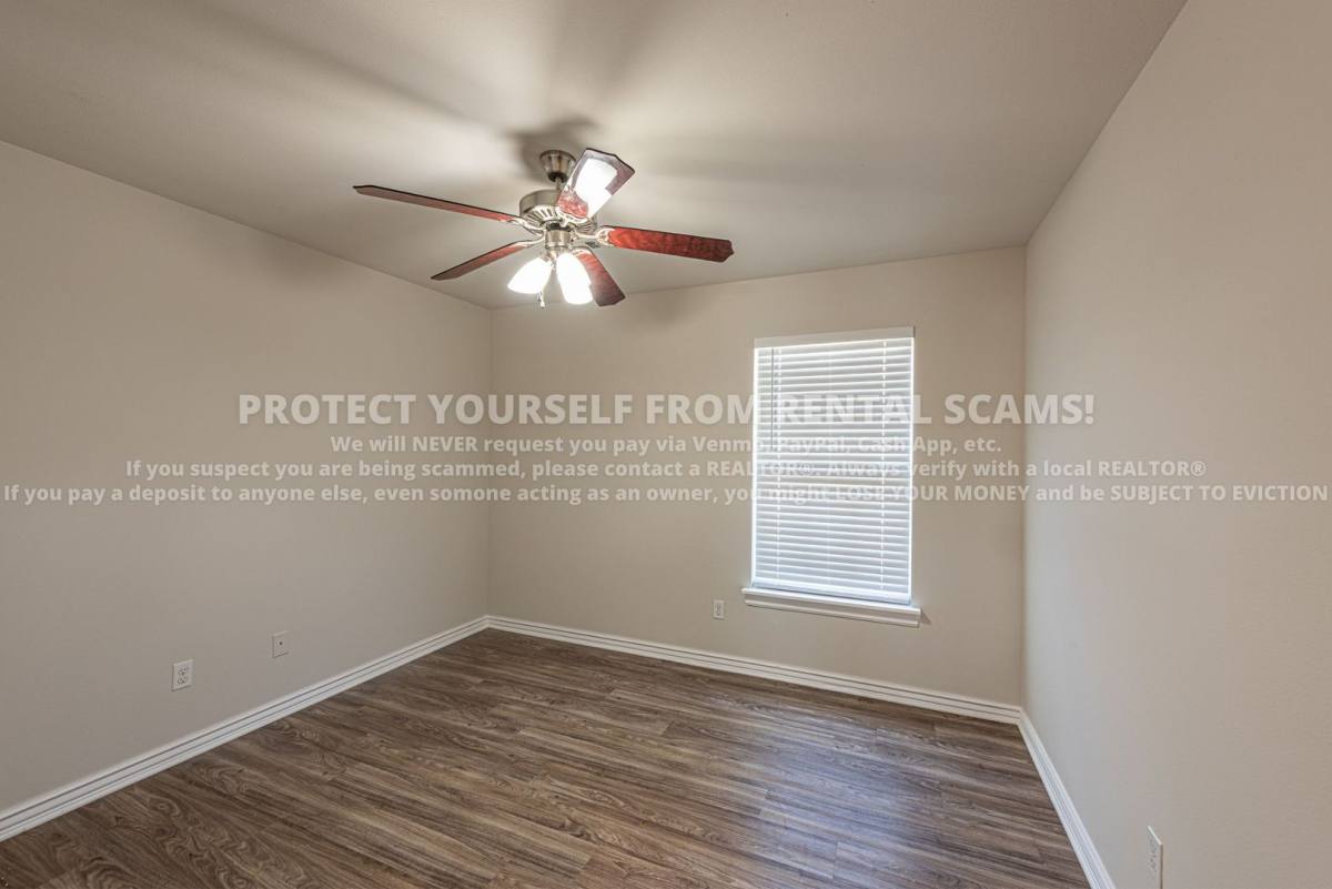 House for rent at 1674 N Hazeltine Dr, Fayetteville, AR 72704