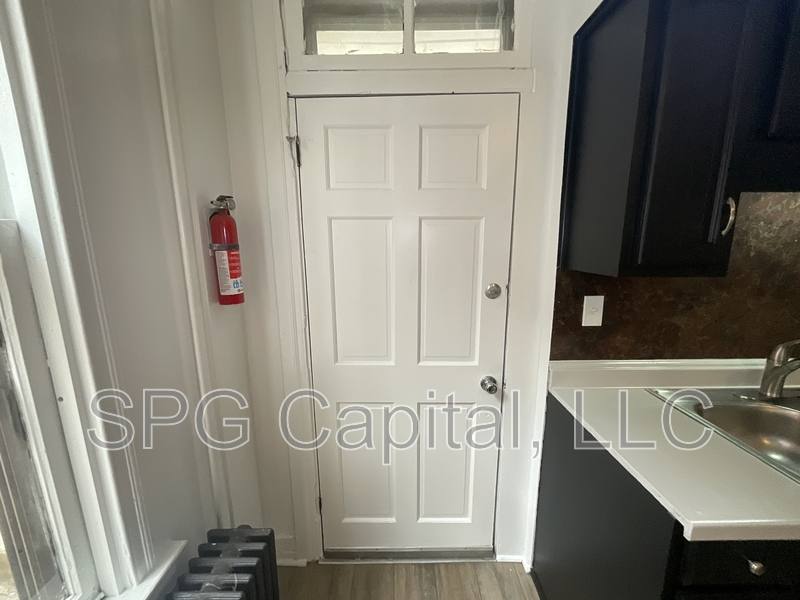19 S Lee St, York, PA 17403 - House for Rent - Image 9
