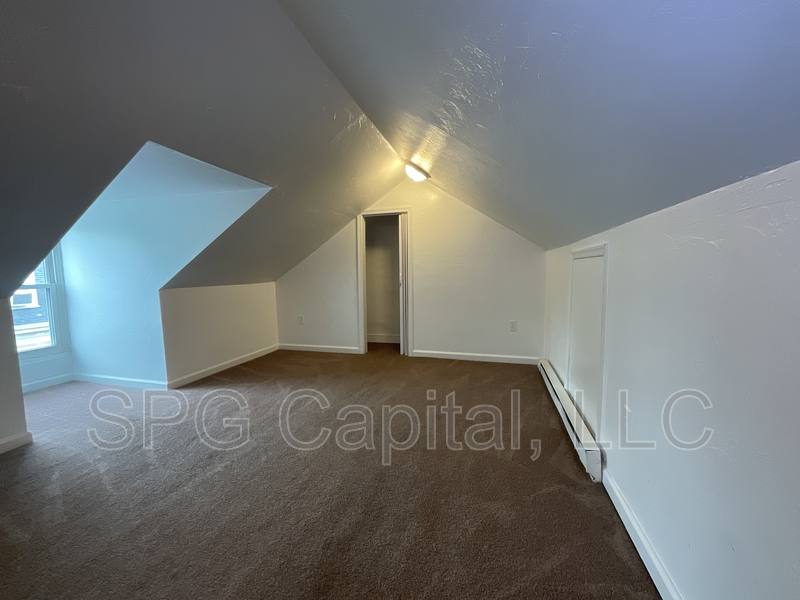 19 S Lee St, York, PA 17403 - House for Rent - Image 8