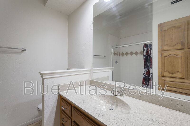 House for rent at 701 Via Del Mar, Mesquite, TX 75150