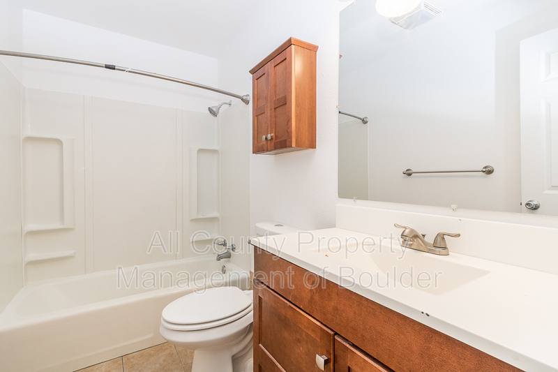 Apartment for rent at 832 S Bowen #A, Longmont, CO 80501