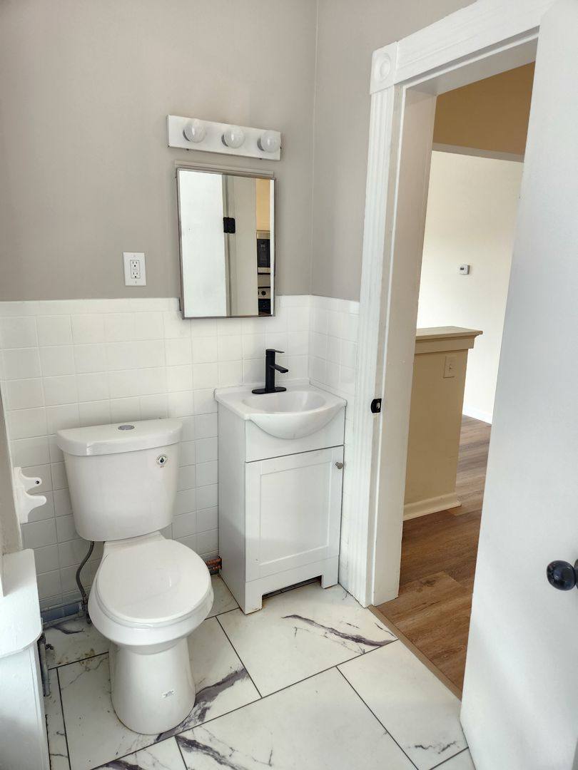 Condo for rent at 136 W Pearl St, Nashua, NH 03060