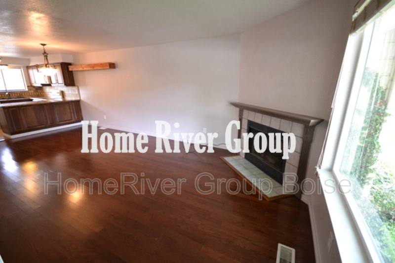 Townhouse for rent at 1982 E Old Saybrook Lane, Boise, ID 83706