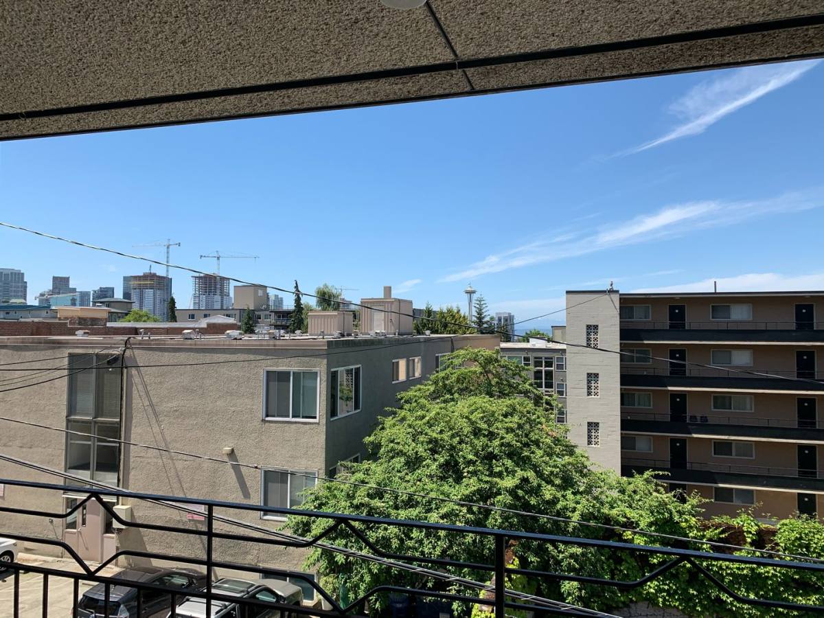 Apartment for rent at 527 Summit Ave E, Seattle, WA 98102