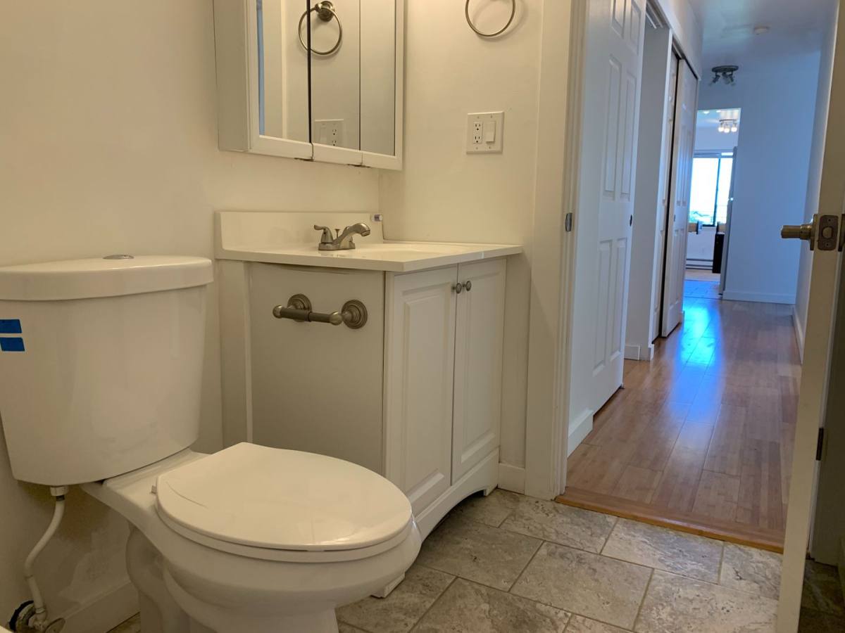 Apartment for rent at 527 Summit Ave E, Seattle, WA 98102