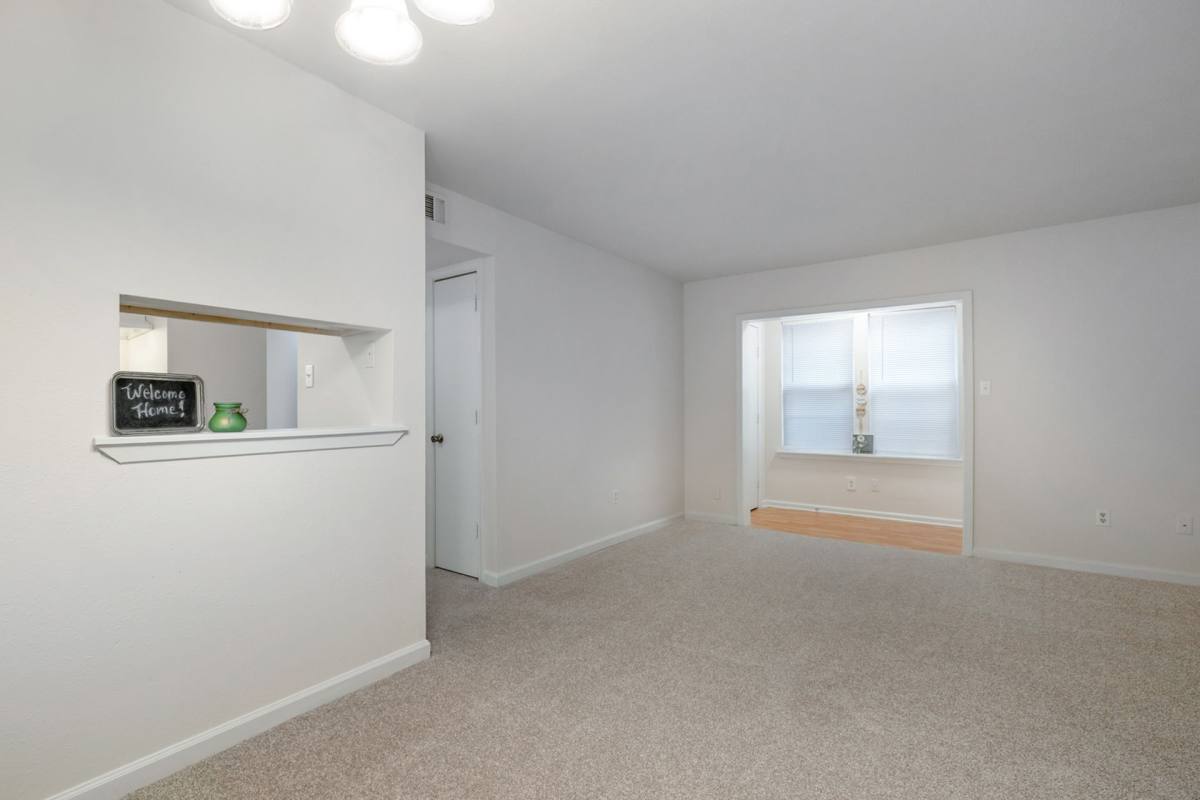 Apartment for rent at 4859 W Napoleon Ave, Metairie, LA 70001