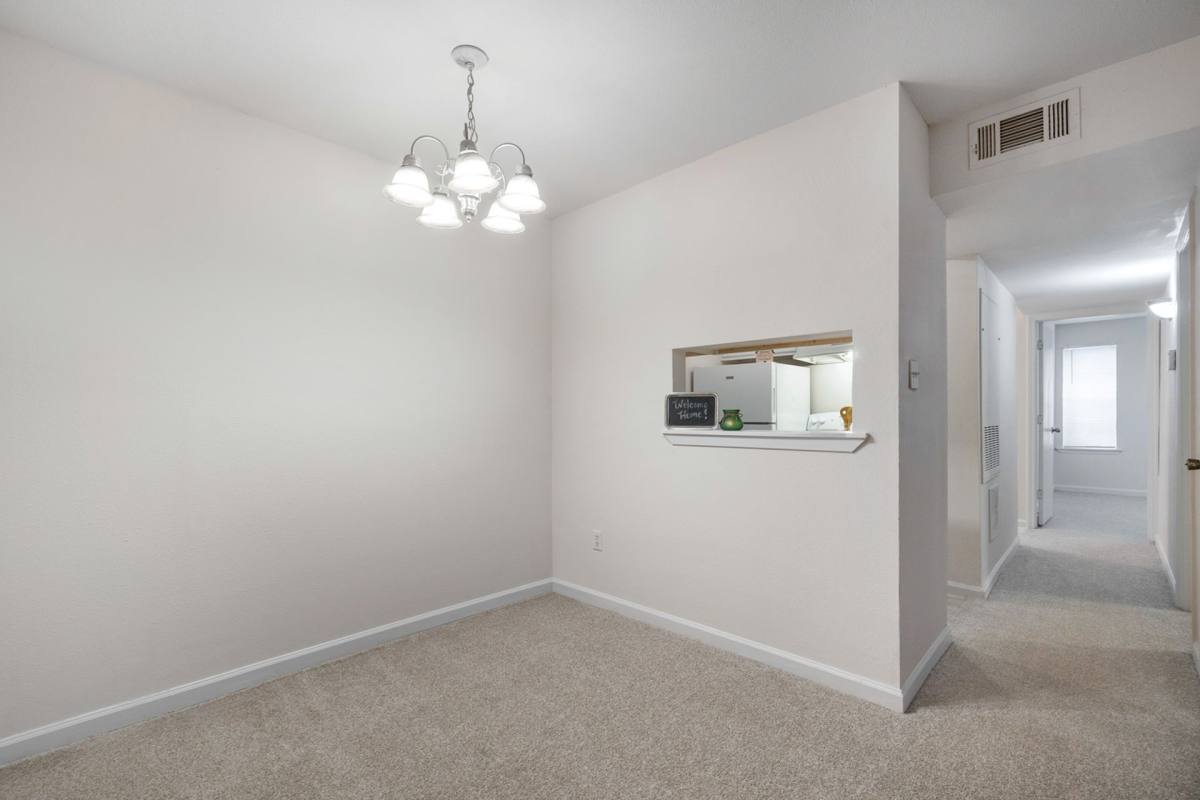 Apartment for rent at 4859 W Napoleon Ave, Metairie, LA 70001