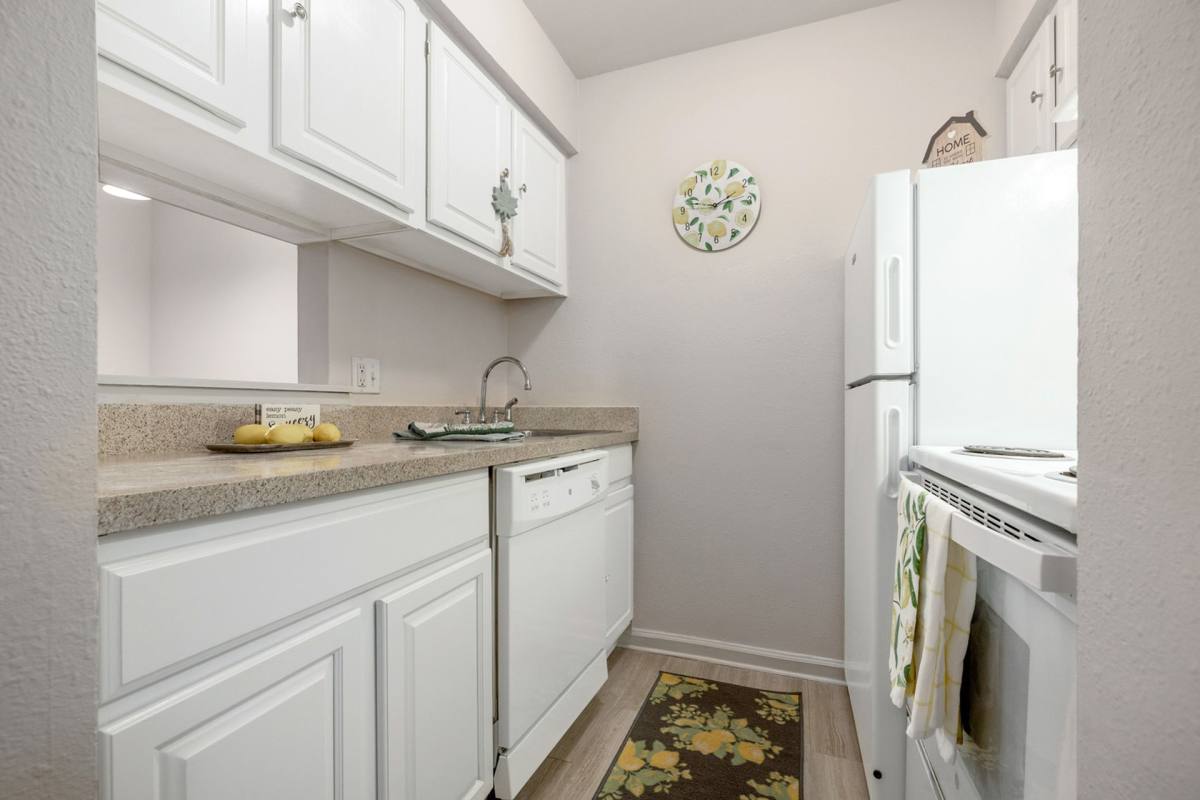 Apartment for rent at 4859 W Napoleon Ave, Metairie, LA 70001