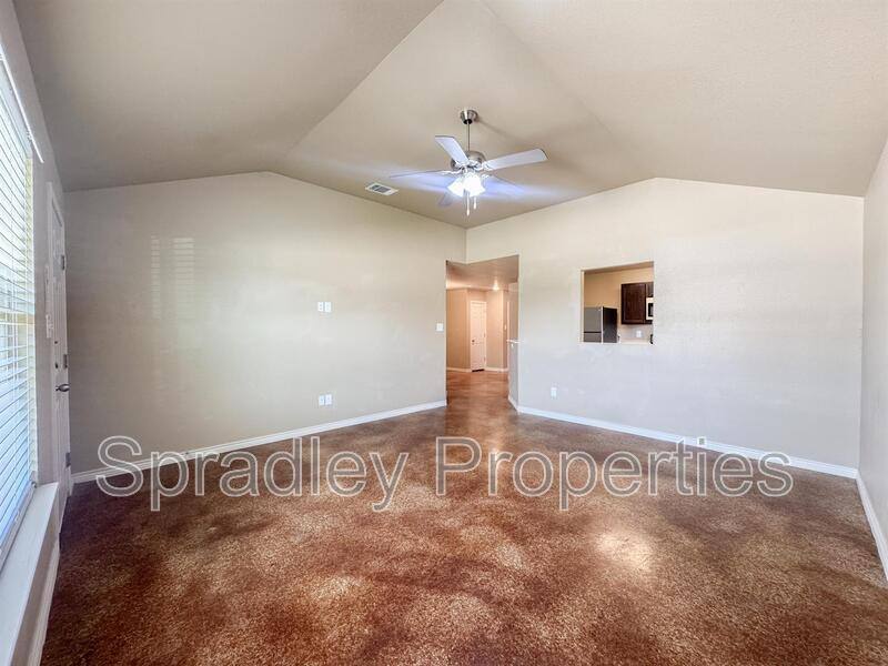 Apartment for rent at 1009B Bandera Court, Belton, TX 76513