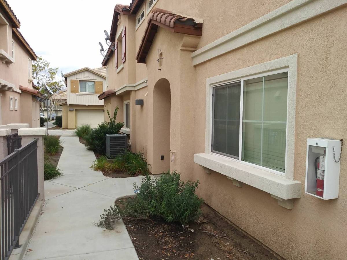 Townhouse for rent at 15645 Lasselle St, Moreno Valley, CA 92555