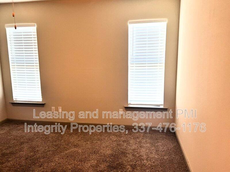 House for rent at 7854 W Pelican Lakes Ave, Baton Rouge, LA 70820