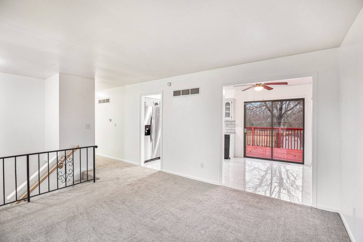 House for rent at 1208 S Mayview Ave, Independence, MO 64057