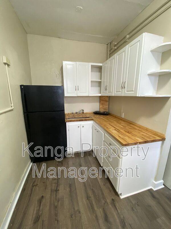 Apartment for rent at 523 24th St #8, West Palm Beach, FL 33407