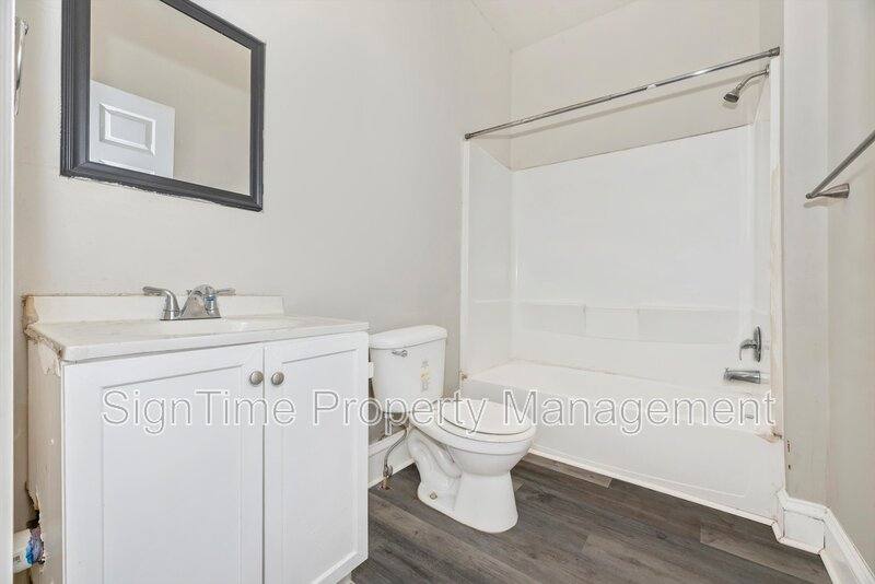 Apartment for rent at 220 Summit Ave #2F, Hagerstown, MD 21740