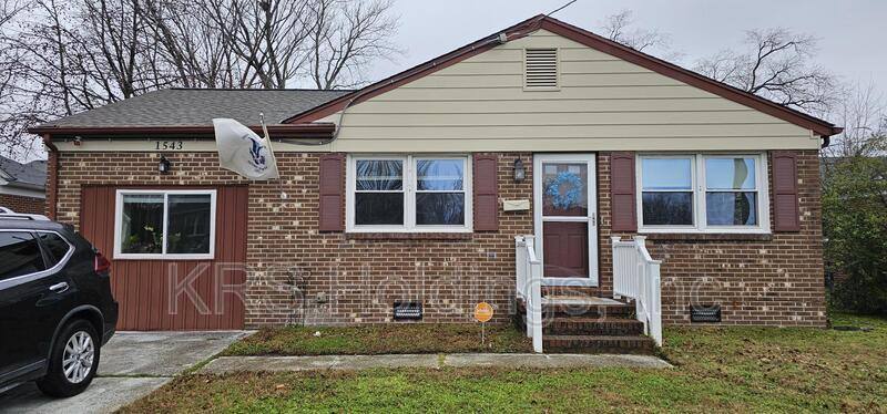 House for rent at 1543 Grove St, Hampton, VA 23664
