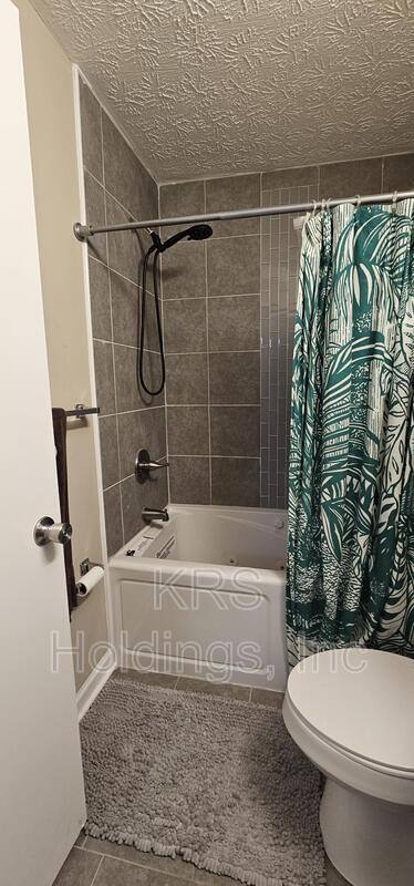 House for rent at 1543 Grove St, Hampton, VA 23664