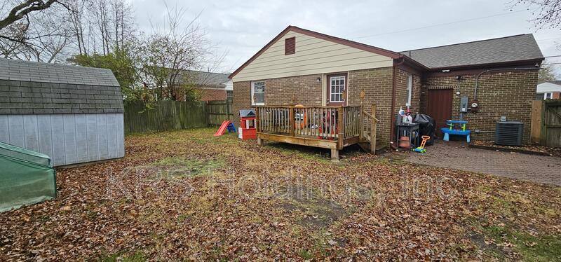 House for rent at 1543 Grove St, Hampton, VA 23664