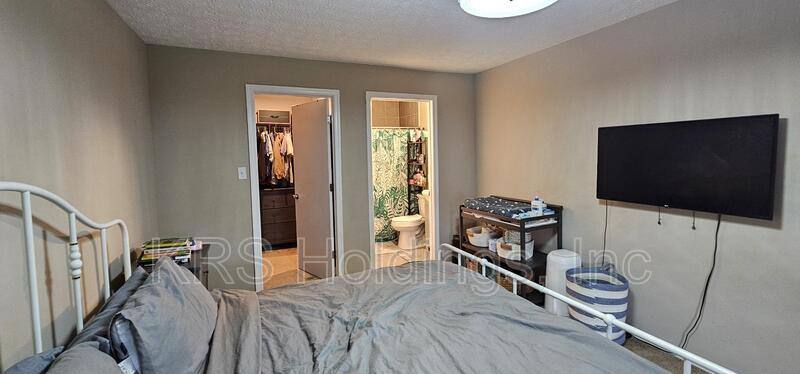 House for rent at 1543 Grove St, Hampton, VA 23664