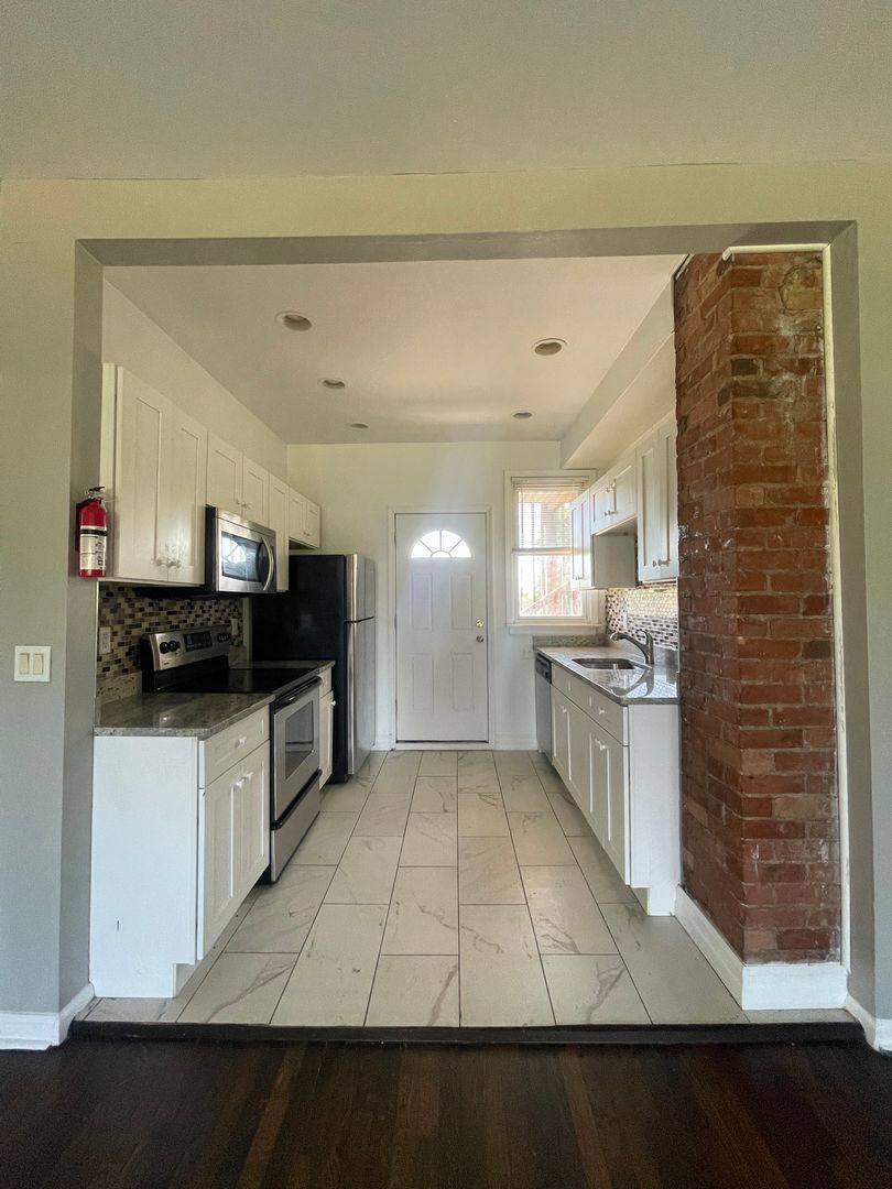 Apartment for rent at 2638 Rosa Parks Blvd, Detroit, MI 48216