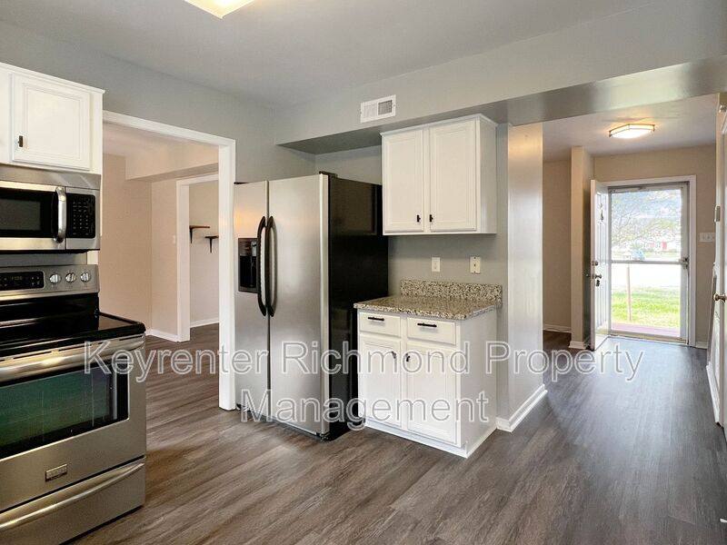 House for rent at 800 Kiefer Field Court, Glen Allen, VA 23059