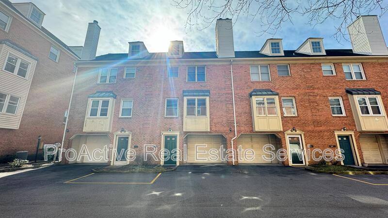 Condo for rent at 519 W 20th St, Norfolk, VA 23517