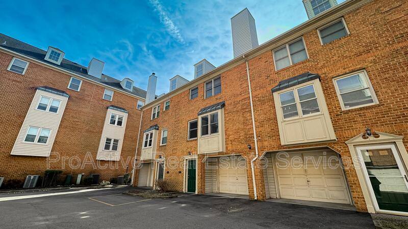 Condo for rent at 519 W 20th St, Norfolk, VA 23517