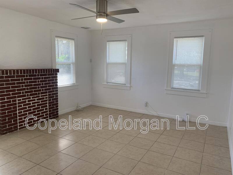 House for rent at 2425 22nd Ave S, Saint Petersburg, FL 33712