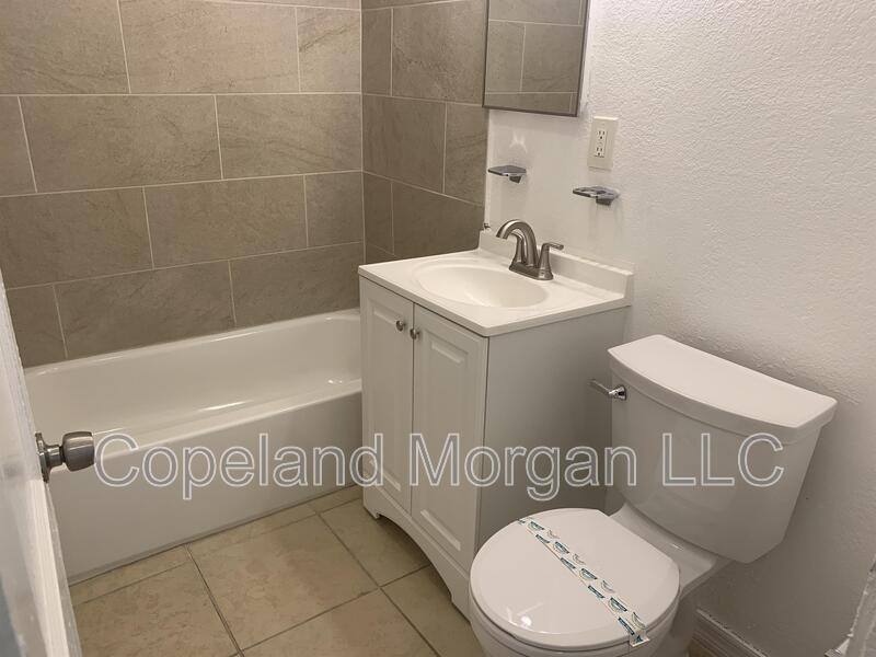 House for rent at 2425 22nd Ave S, Saint Petersburg, FL 33712