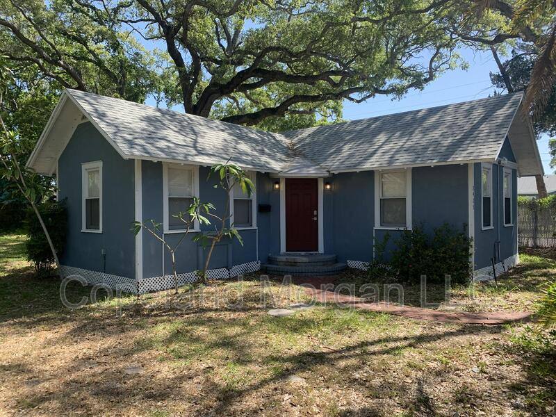 House for rent at 2425 22nd Ave S, Saint Petersburg, FL 33712