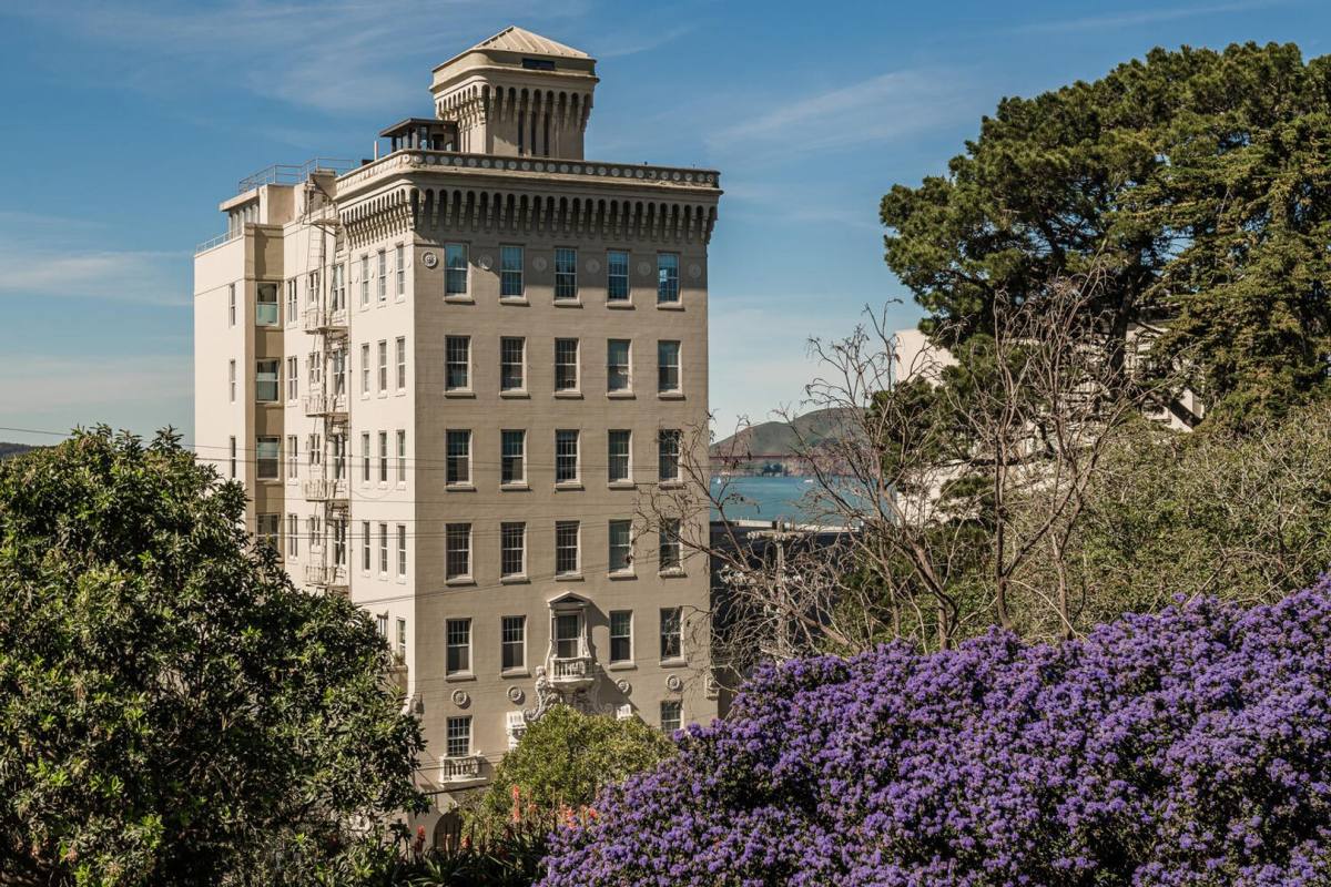 Apartment for rent at 2525 Larkin St, San Francisco, CA 94109