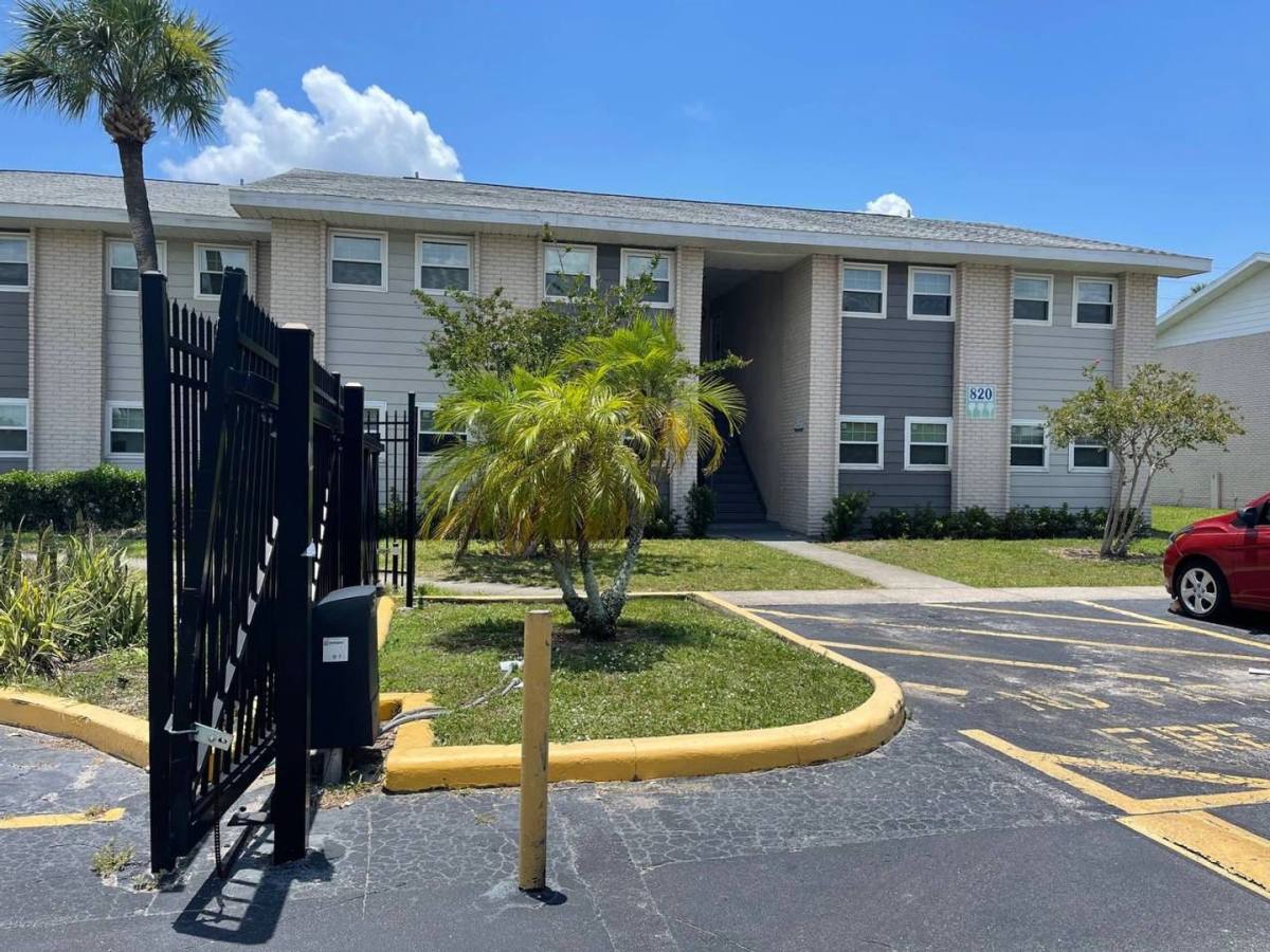 Apartment for rent at 801 Sky Lake Circle, Orlando, FL 32809