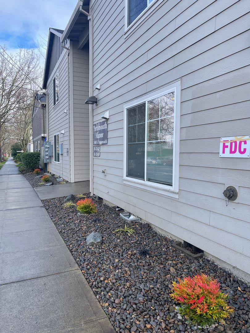 Apartment for rent at 7608 N Portsmouth Ave, Portland, OR 97203