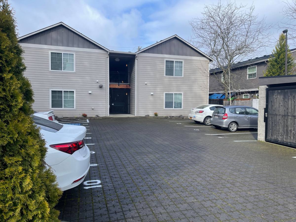 Apartment for rent at 7608 N Portsmouth Ave, Portland, OR 97203