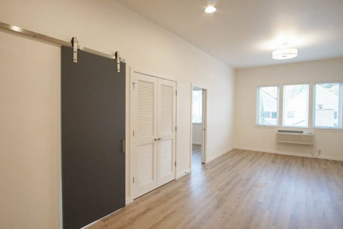 Apartment for rent at 6015 S Virginia Ave, Portland, OR 97239