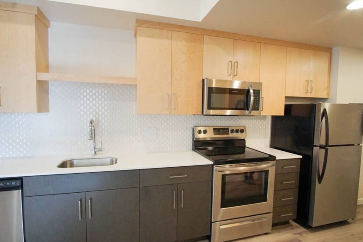 Apartment for rent at 6015 S Virginia Ave, Portland, OR 97239