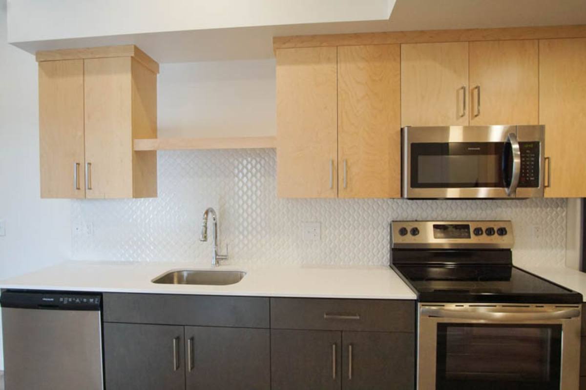 Apartment for rent at 6015 S Virginia Ave, Portland, OR 97239