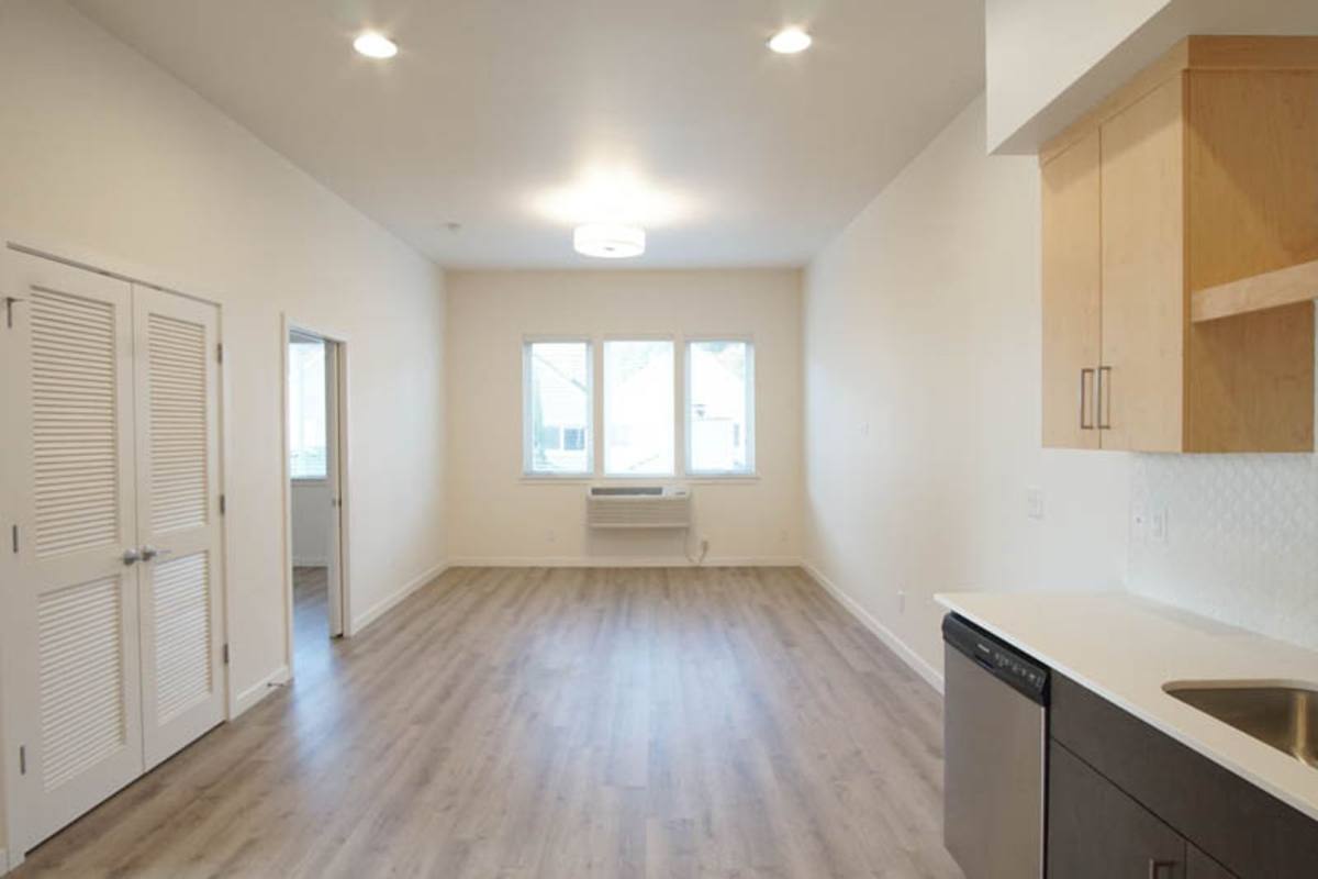 Apartment for rent at 6015 S Virginia Ave, Portland, OR 97239