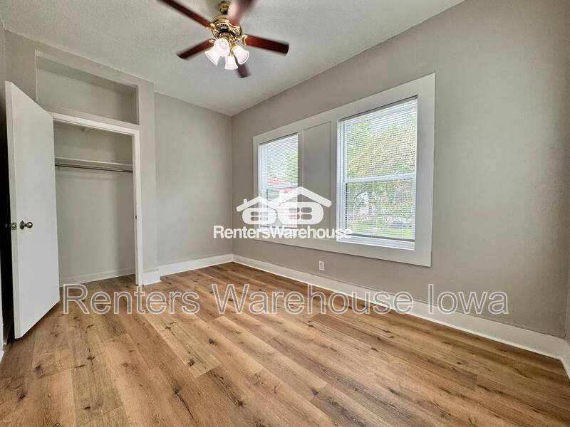 Apartment for rent at 1314 22nd St #1, Des Moines, IA 50311