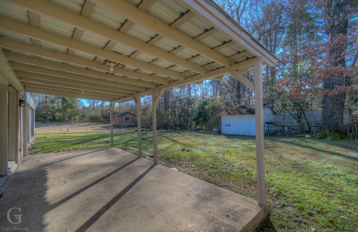 House for rent at 1021 Willow Dr, Shreveport, LA 71118
