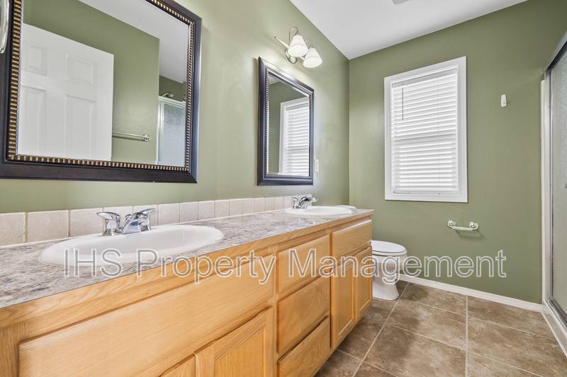 Townhouse for rent at 1701 W 30th Ave, Kennewick, WA 99337