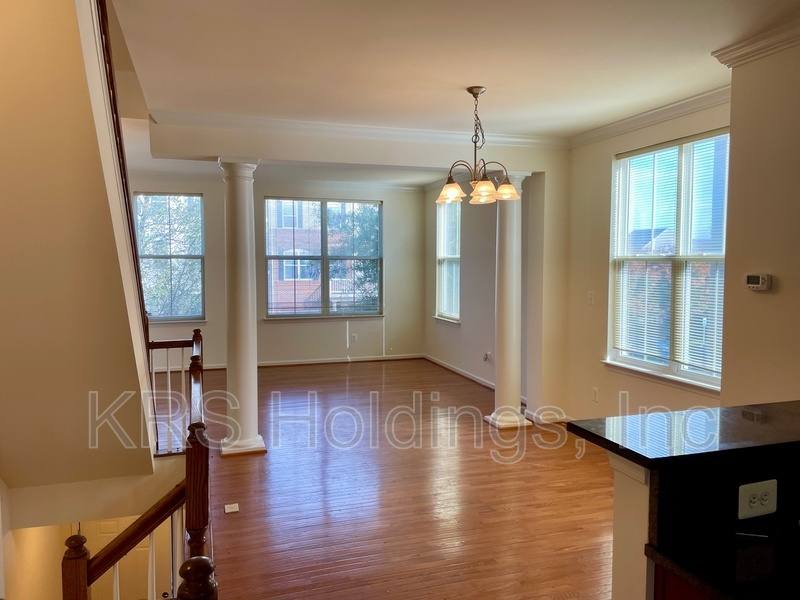 Townhouse for rent at 16766 Blackjack Oak Lane, Woodbridge, VA 22191