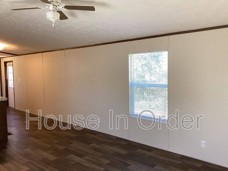 House for rent at 109 Shamrock Park Dr, Landrum, SC 29356