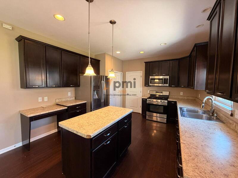 House for rent at 2707 W Wind Dr, Valparaiso, IN 46385