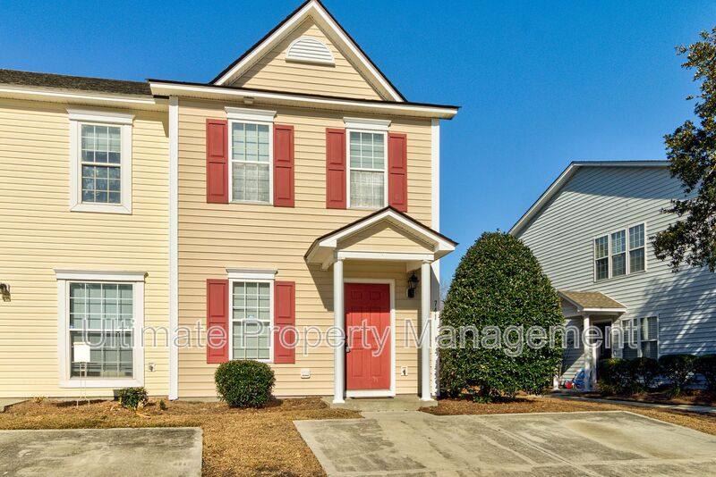 Townhouse for rent at 741 Sunseeker Dr, Wilmington, NC 28411